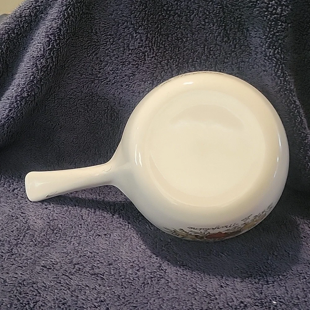Corningware Spice of Life La Marjolaine small stove top pot. Scars but nice